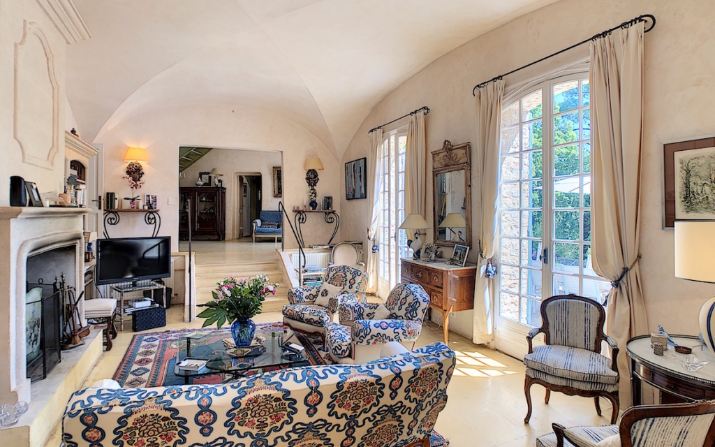 realestate-provence-gordes